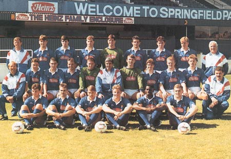 Team Pic 1989 - 1990