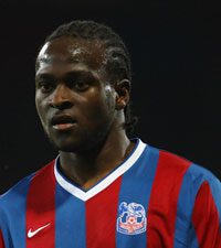 Moses signs £2.5 million5 3 and a half year deal
